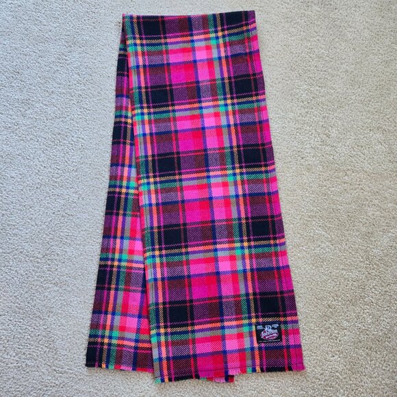NWOT *HOT PINK* Plaid Lambswool Scarf Johnson Woolen Mills - Picture 4 of 7